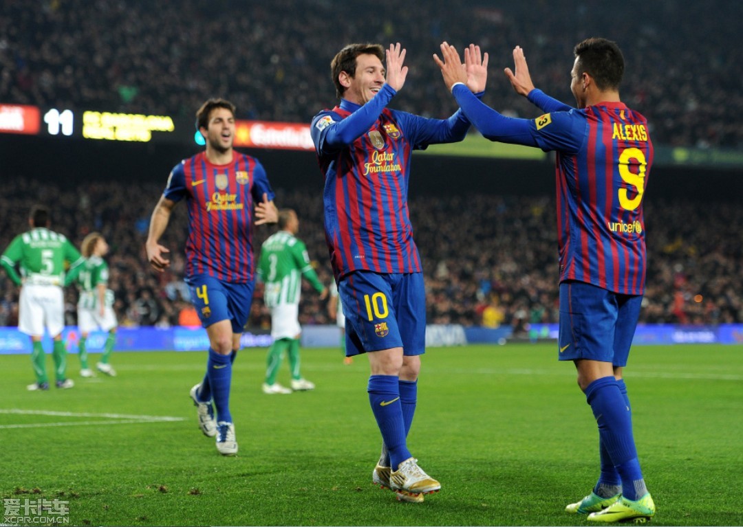 都可能左右 都可能左右