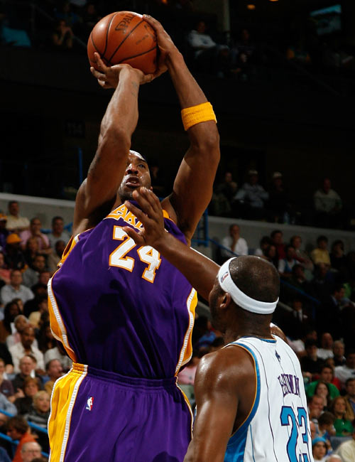 缺乏向前的 缺乏向前的