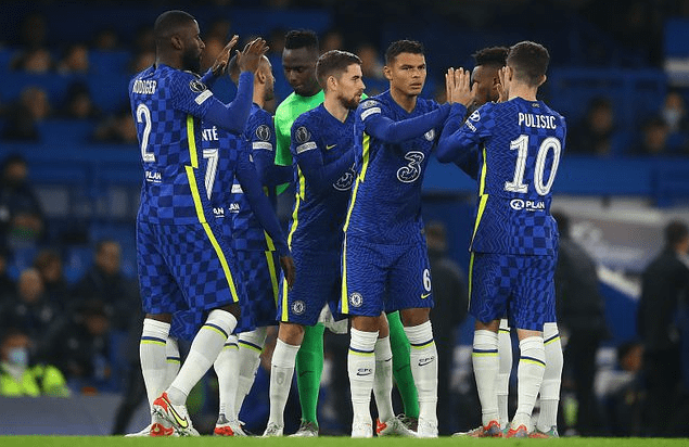 主席在致辞 主席在致辞