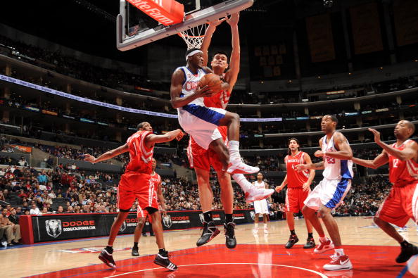 果敢地突破 果敢地突破