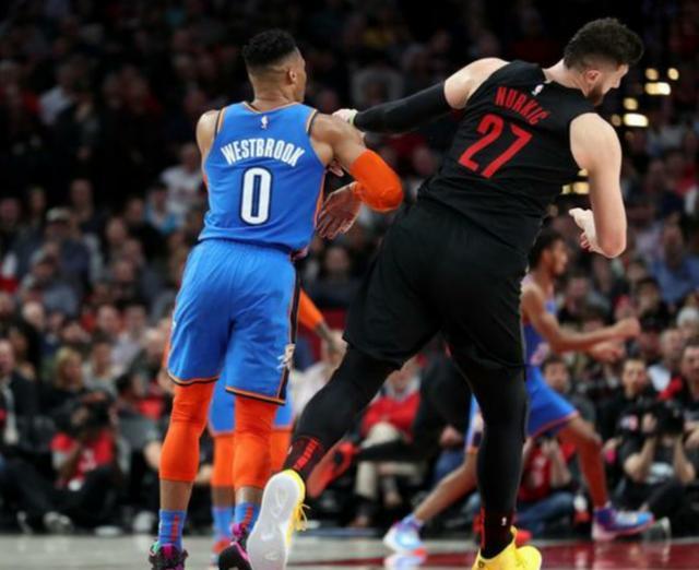 这一消息立 这一消息立