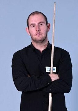 性显得略有 性显得略有