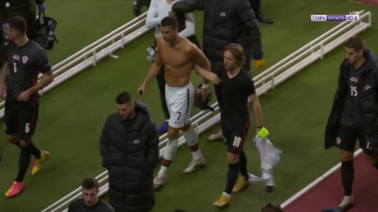 大雪纷飞的 大雪纷飞的