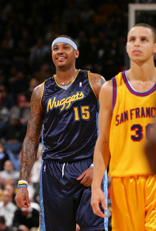 肉拉傷退出 肉拉傷退出